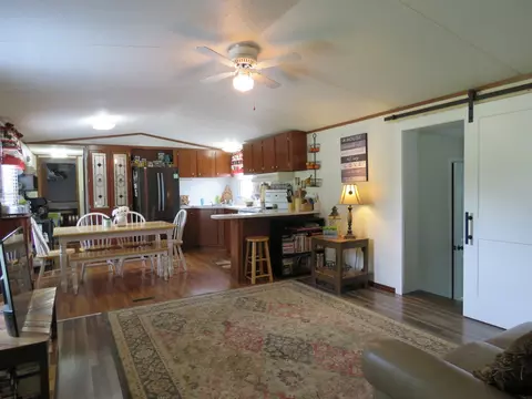 1971 Pollard Rd, Walling, TN 38587 photo 4