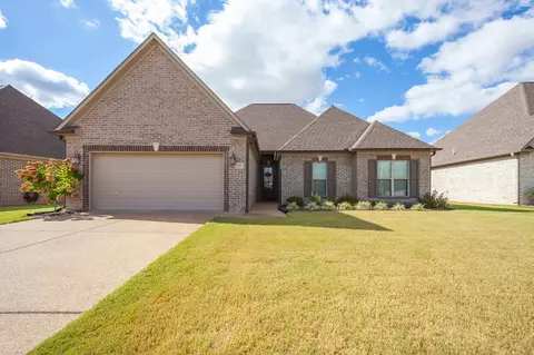 79 Samuel Dr, Jackson, TN 38305