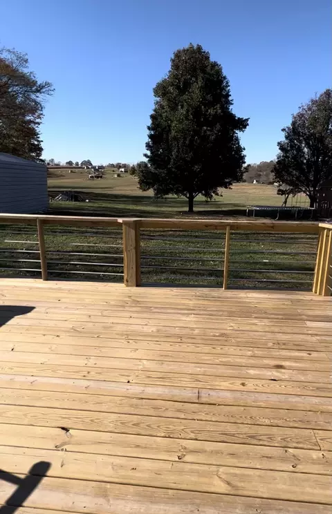 1021 Oak Knob Rd, Lafayette, TN 37083