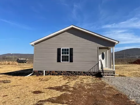 32 Slagtown Rd, Cowan, TN 37318