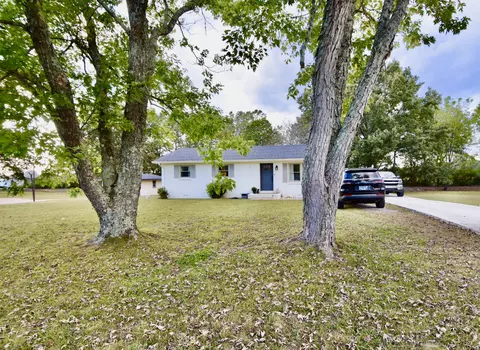 605 Brenda Ave, Loretto, TN 38469 photo 9