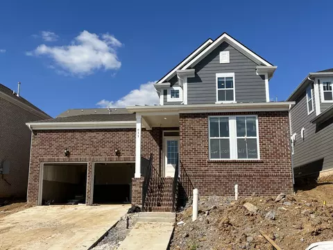 611 Snap Dragon Ln, Hendersonville, TN 37075