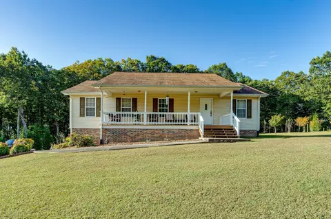 395 Davis Cemetery Rd, Dunlap, TN 37327