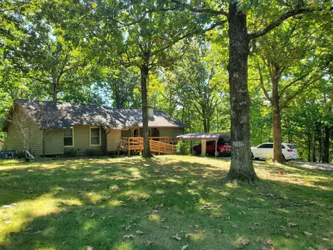 3 Tate Ct, Waverly, TN 37185