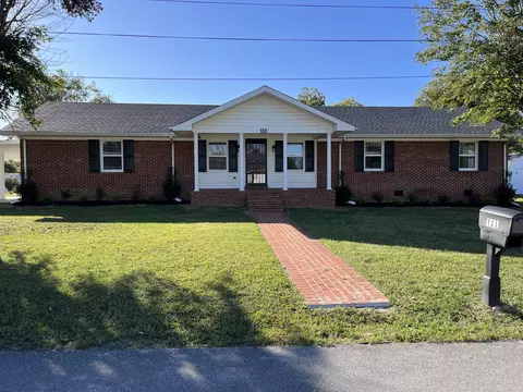 111 Williams Ln, Smithville, TN 37166