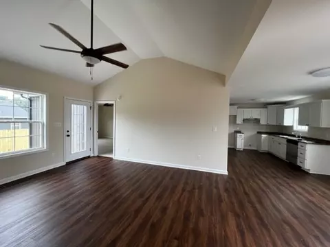 110 Modena Pl, Decherd, TN 37324 photo 4