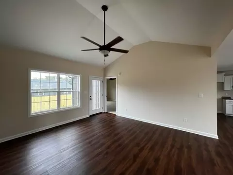 110 Modena Pl, Decherd, TN 37324 photo 3