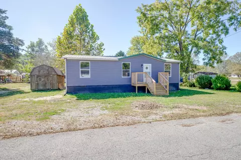 308 E Commerce St, Waverly, TN 37185