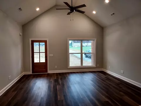 4595 Noah Rd, Beechgrove, TN 37018 photo 3