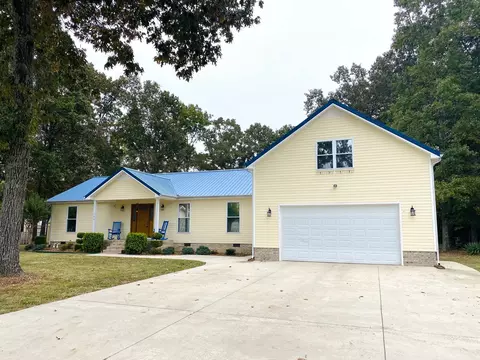 109 Scenic Dr, Tullahoma, TN 37388