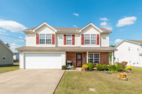 221 Breeze Dr, Murfreesboro, TN 37129