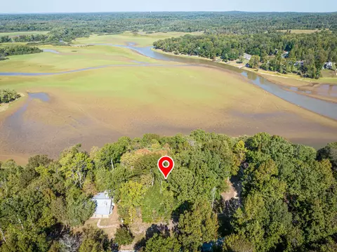 0 Dr Fisher Ln, Decaturville, TN 38329