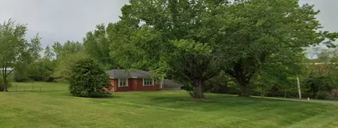 4340 Red Boiling Springs Rd, Lafayette, TN 37083