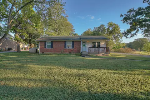 1172 Allen Rd, Murfreesboro, TN 37129