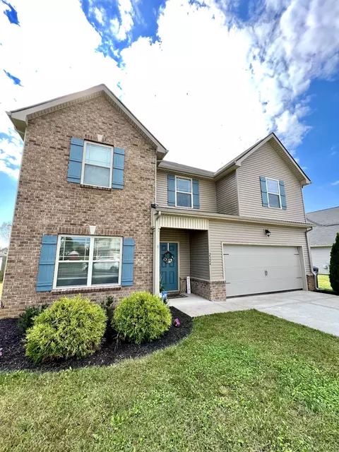 2324 Pathfinder Dr, Murfreesboro, TN 37127