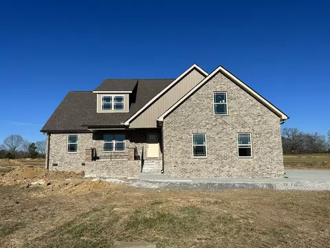 240 Big Sky Dr, Manchester, TN 37355