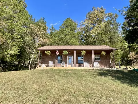 1803 Clarence Gillen Rd, Sparta, TN 38583