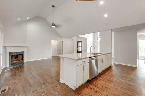48 Robert Ln, Ringgold, GA 30736 photo 11