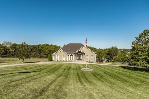 1024 Heritage Woods Dr, Hendersonville, TN 37075