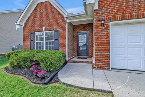 2010 Red Jacket Trce, Spring Hill, TN 37174 photo 4