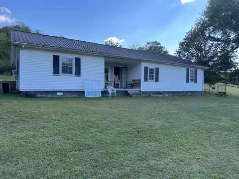42 Edd Hackett Rd, Pleasant Shade, TN 37145