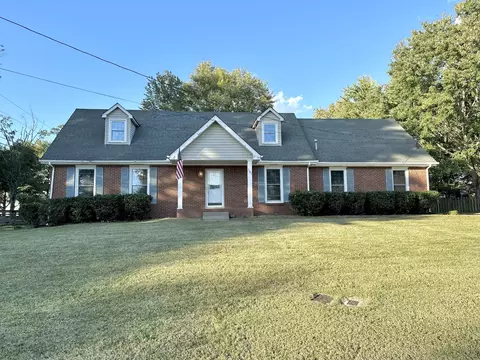 3103 Westchester Dr, Clarksville, TN 37043
