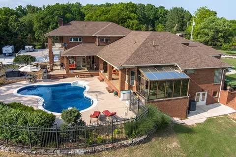424 Hewgleys Rd, South Pittsburg, TN 37380