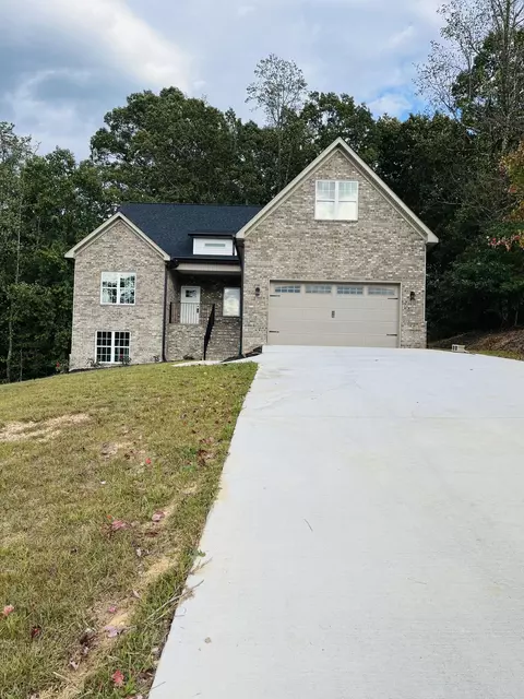 2110 W Ridge Dr, Dalton, GA 30721
