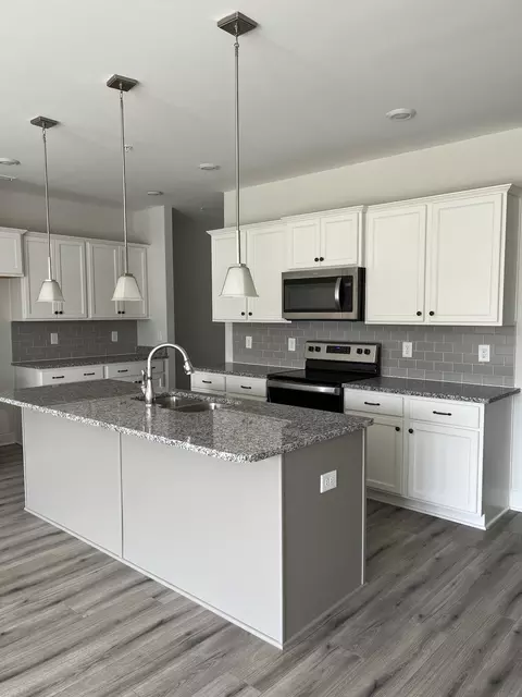 1078 June Wilde Rdg, Spring Hill, TN 37174