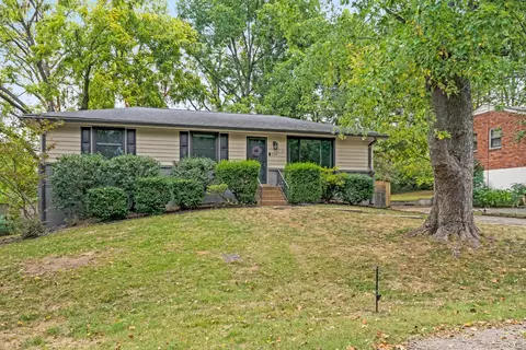 320 Garrett Dr, Nashville, TN 37211