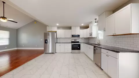 164 Chipman Rd, Bethpage, TN 37022 photo 5