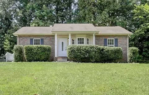602 Lafayette Point Ct, Clarksville, TN 37042