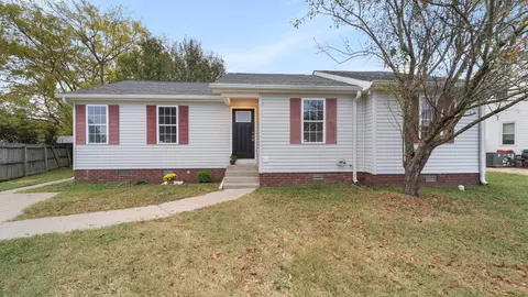 609 N Greenwood Ext, Lebanon, TN 37087