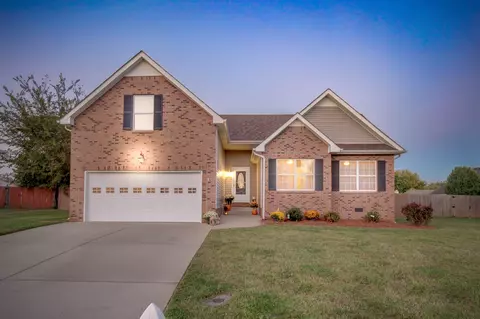 3914 Stella Dr, Clarksville, TN 37040