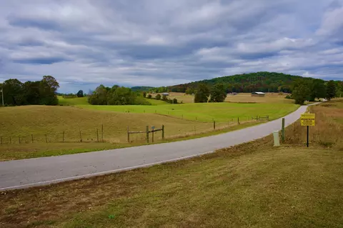 1 Mitchell Hollow Rd, Spencer, TN 38585