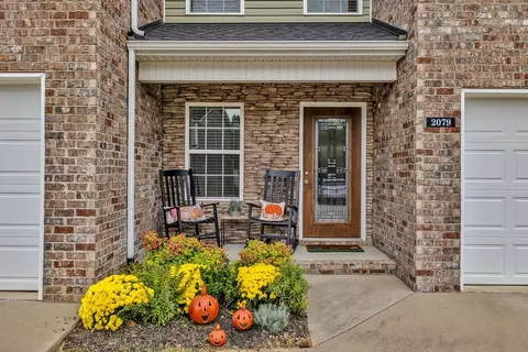 2079 Downstream Dr, Ashland City, TN 37015