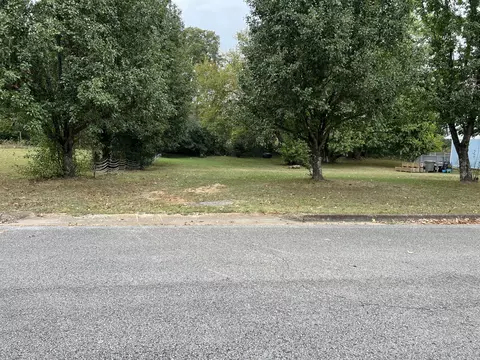 0 Perry St, Lawrenceburg, TN 38464