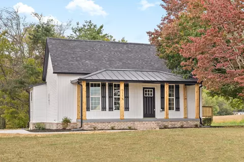 3116 Mud Cat Rd, Cedar Hill, TN 37032