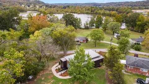 130 Hibiscus Dr, Ashland City, TN 37015