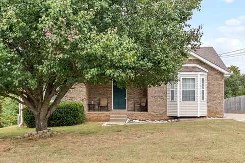 1319 Jared Ray Dr, Clarksville, TN 37042