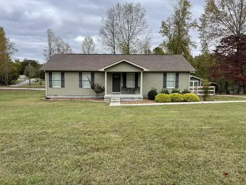 21 Walnut Dr, Winchester, TN 37398