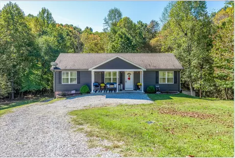 104 Dell Way One, Dickson, TN 37055