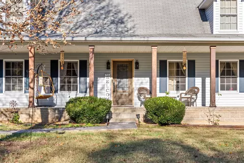 955 Steel Springs Rd, Clarksville, TN 37040