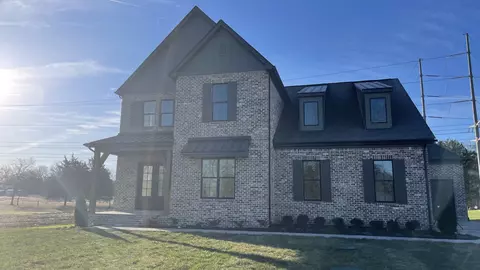 4933 Elmview Ct, Smyrna, TN 37167