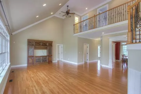 357 Grand View Cir, Normandy, TN 37360 photo 11