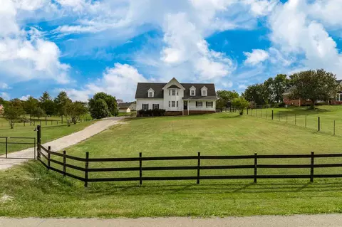 1727 Hayes Denton Rd, Columbia, TN 38401