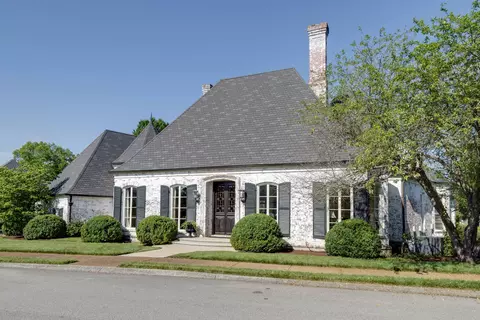 201 Middleton Ct, Nashville, TN 37215
