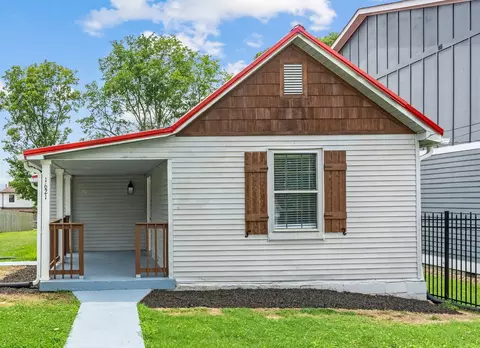 1621 21st Ave N, Nashville, TN 37208