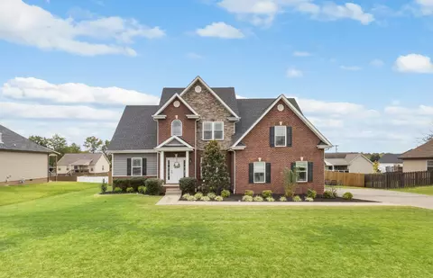 2446 Ellsworth Dr, Clarksville, TN 37043