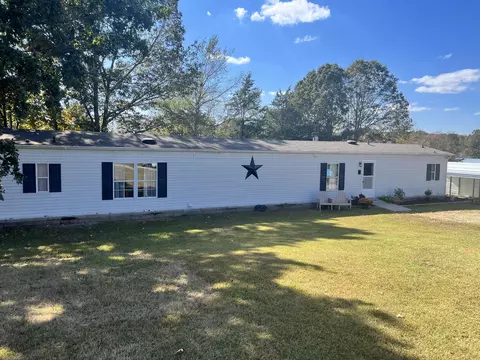20002 Cessna Rd, Bon Aqua, TN 37025
